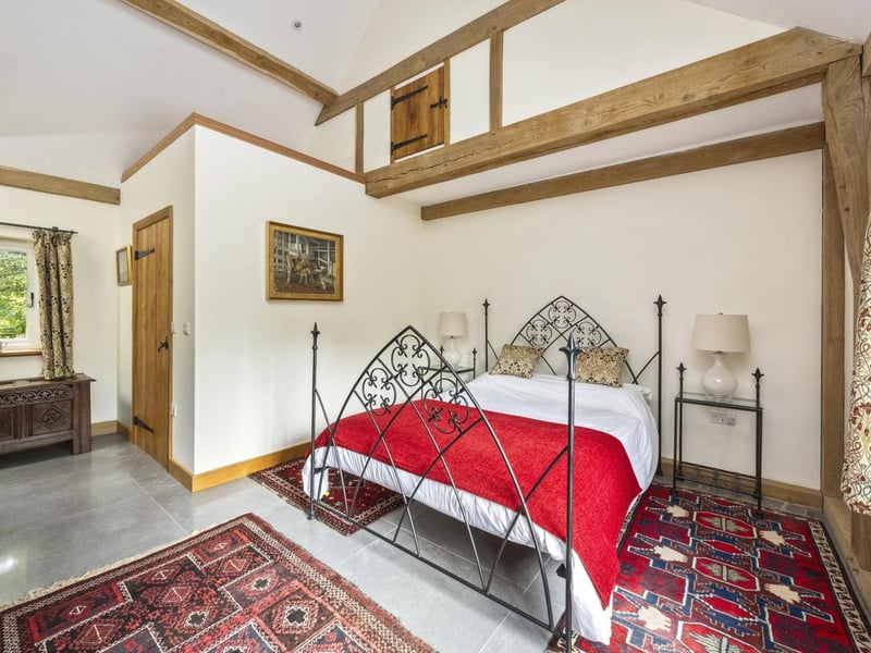 One of the bedrooms in the cottage. Photo: Yopa