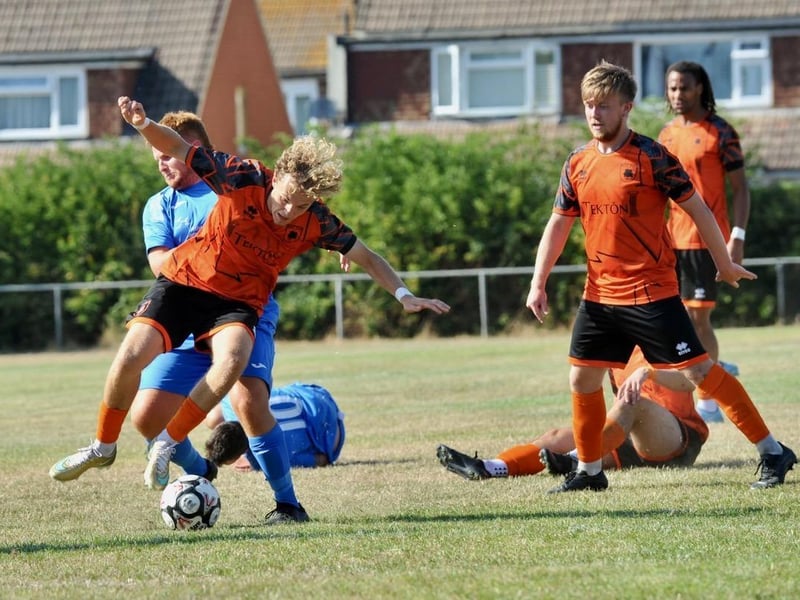 Mile Oak v Arundel, SCFL Division 1