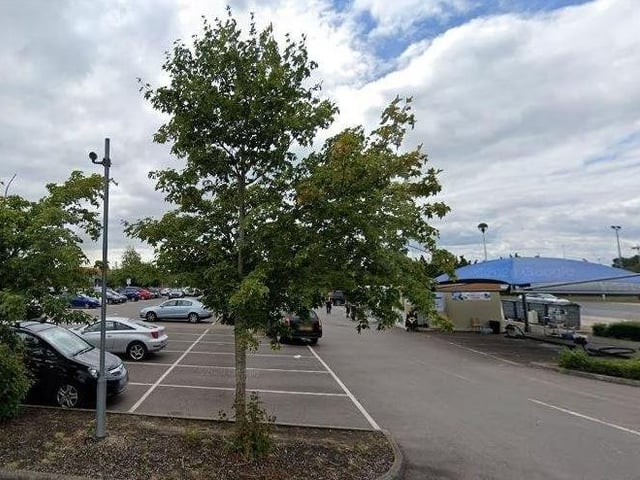 Waves Hand Car Wash at Tesco Express, Broadbridge Heath, is rated 3.5 out of five from 47 Google reviews.