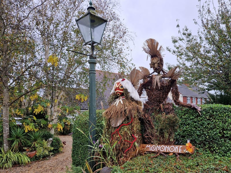 Ferring Scarecrow Festival from October 26 to November 3, 2024, is a feast for the eyes and the senses, with interactive displays and comical scenes to delight and amuse people of all ages. Purchase a map for £1 at The Orange Tree and support the fundraising for The Community Dementia Hive at Beehive Care in Ferring.