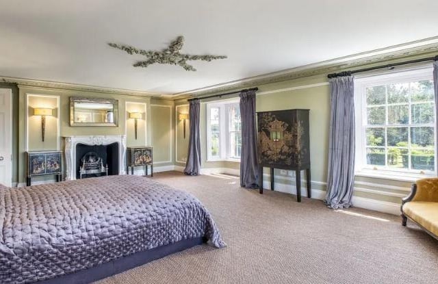 The property has 10 bedrooms four of which are en-suite