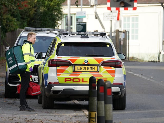 Motorists urged to avoid Berwick as police respond to robbery