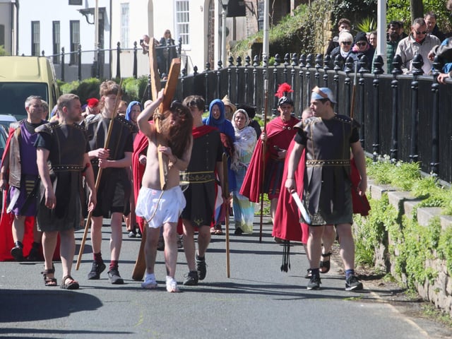 Procession of Witness 2024 on Good Friday in Hastings Old Town. Photo by Roberts Photographic.
