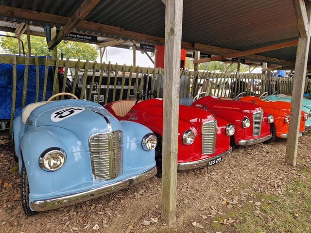 Images from Sunday at Goodwood Revival 2025