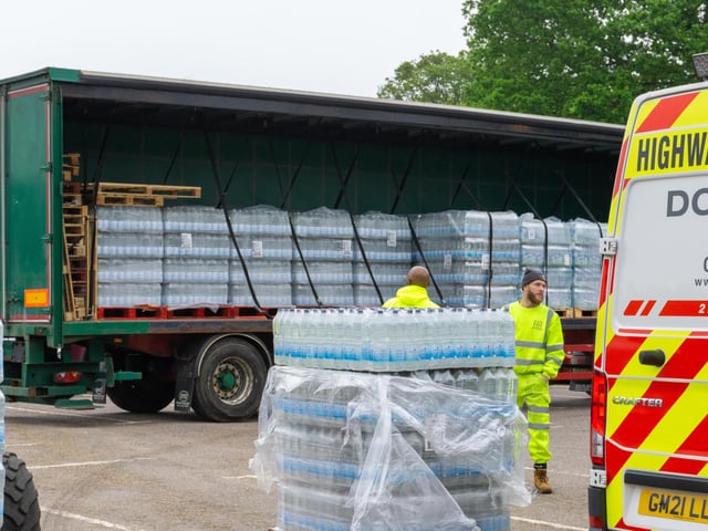 Southern Water customers have flocked to a bottled water station in Billingshurst after Horsham District was left with 'no water' following a ‘failure’ at one of the company’s supply works.