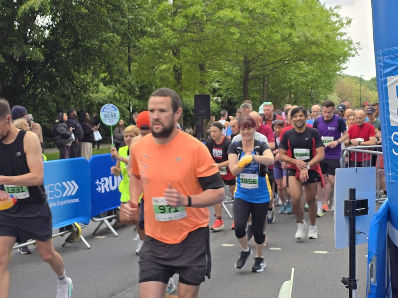 Run Gatwick 2026 half marathon and 5k