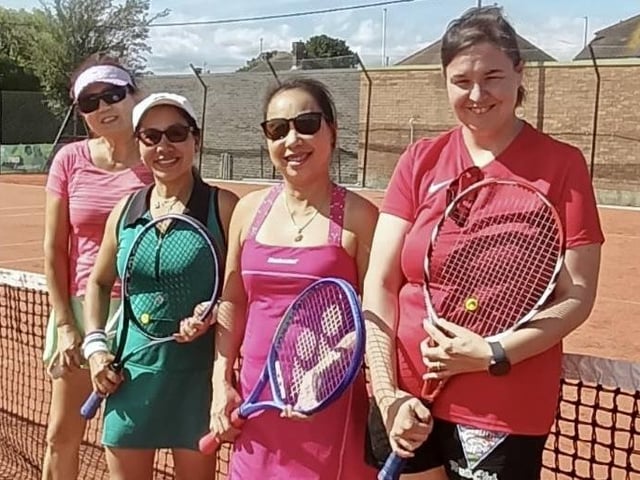 Ladies' doubles finalists Georgia Lee, Narun Chea, Mary Srey and Hayley Allender