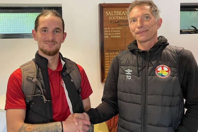 Jack Barnes receives Steyning Town's MoM award | Picture: Steyning Town FC