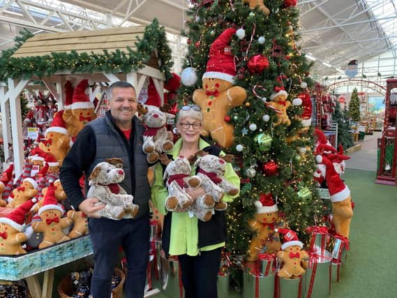 Haskins Roundstone gifts toys to Bluefin Children's Ward