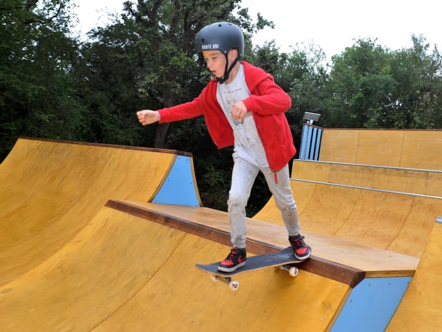 Official opening of the new Southwater Skatepark. SR2307312. Photo by S Robards/Sussex World