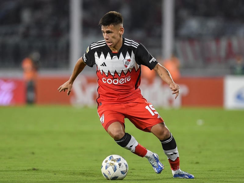 Claudio Echeverri has been tipped to have a bright future in football. On January 25, Echeverri agreed to join Manchester City on a four-and-a-half year contract, remaining on loan at Argentinian giants River Plate until January 2025. Echeverri has represented Argentina at both under-17 and under-23 levels. On November 24, 2023, in the quarter-finals of the FIFA U-17 World Cup, he scored a hat-trick in a 3-0 victory over rivals Brazil. The attacking midfielder has listed Lionel Messi and former River player Juan Fernando Quintero as two players he idolises.
