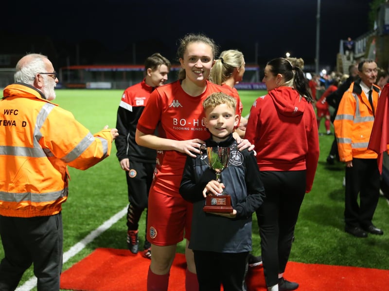 Worthing FC Women celebrate winning the London and SE premier division title