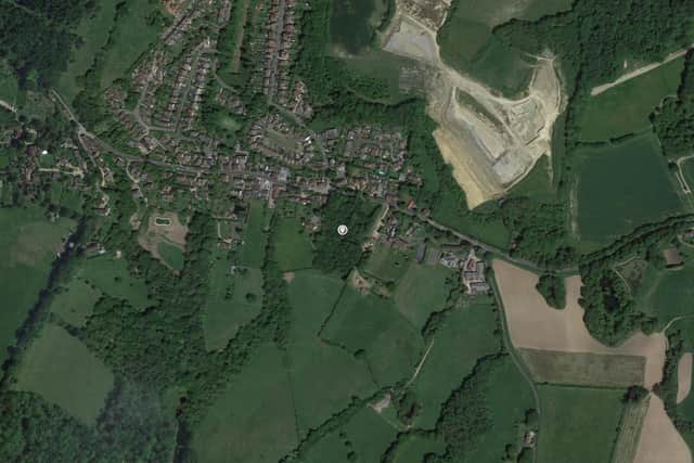DM/22/1384: Land Adj. To Cookhams, Top Road, Sharpthorne. Erection of 13 dwellings and associated new access and other works. (Amended plans received 15.11.2022 - amendments to layout and design). (Photo: Google Maps)