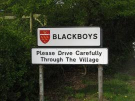 No white lines leaves East Sussex road in 'diabolical' condition