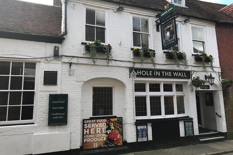 The Hole In The Wall is next with 4 stars from 137 reviews. They are located on 1 St. Martins Street, Chichester PO19 1NP.