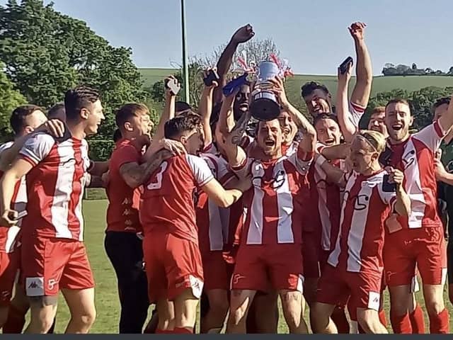 Steyning Town lift the Peter Bentley Cup | Picture: Steyning Town FC