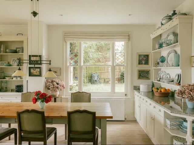 A look inside a charming arts and crafts house situated within the South Downs National Park
Photo: Zoopla