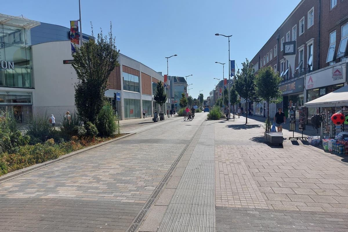 Welche Geschäfte würden Sie sich in Eastbourne wünschen?