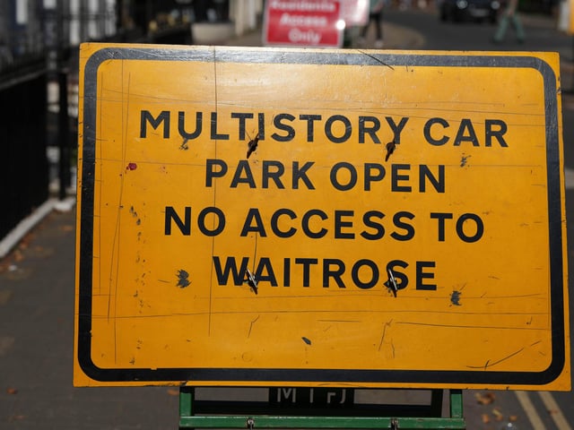 Photos taken on High Street, over the bank holiday weekend, showed heavy traffic in the area, whilst roadworks take place.