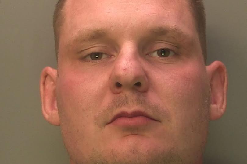 Police ‘actively searching’ for wanted man with links to Worthing and ...