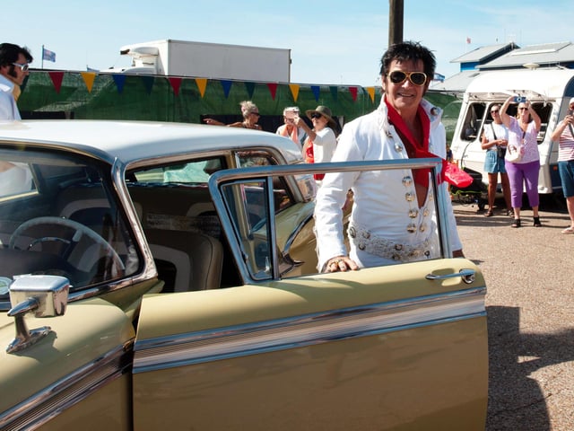 Hastings Old Town Carnival Week: Nearly on the Beach Concert. Pic by Frank Copper.