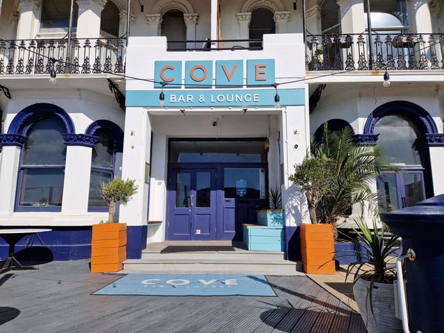 Cove Bar and Lounge on Worthing seafront has closed 'with immediate effect'