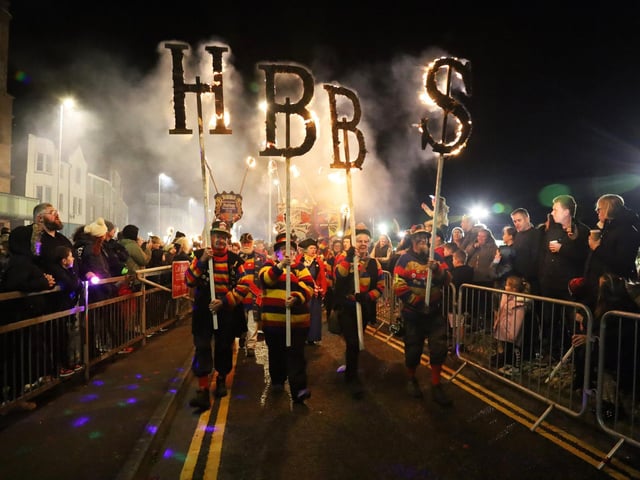 Hastings Bonfire 2024. Photo by Andrew Clifton.