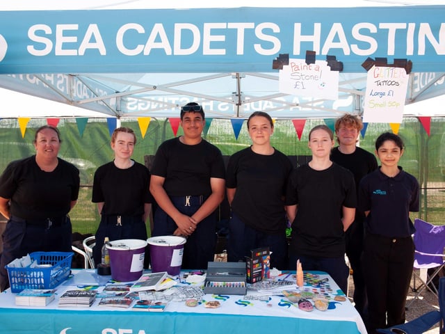 Hastings Old Town Carnival Week: Nearly on the Beach Concert. Pic by Frank Copper.