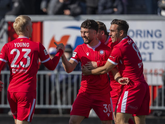 Worthing v Dagenham and Redbridge, National South