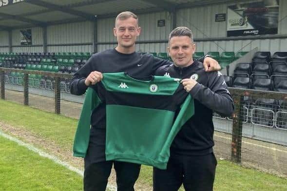 Dean Cox welcomes former Lancing forward Reece Hallard to Burgess Hill Town | Picture: BHTFC