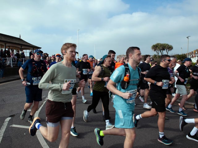 Hastings Half Marathon 2026 - pictures by Frank Copper