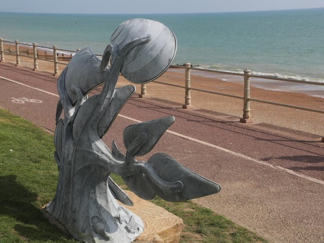 Official unveiling of the new Leigh Dyer sculpture, which is called Marina, on St Leonards seafront. Photo by Roberts Photographic.
