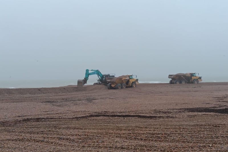 Shingle recycling has taken place on the beach between Shoreham and Lancing to help reduce the risk of coastal flooding.