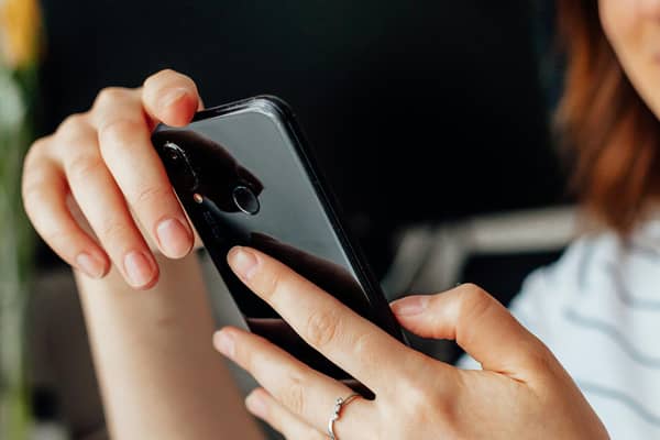 Poor mobile signal in Chichester city centre is set to be tackled as work begins on new infrastructure designed to improve coverage. Photo: Darya Ezerskaya (free to use under Unsplash License).