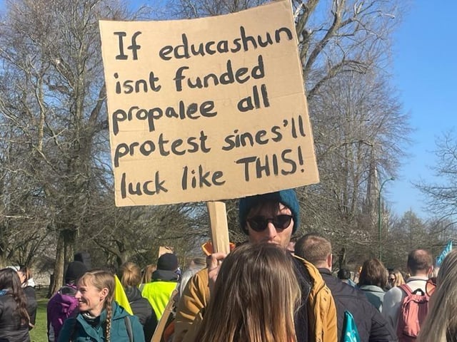 School strikes in Sussex: Hundreds of protesters arrive to take part in Sussex teacher protest - in 23 pictures