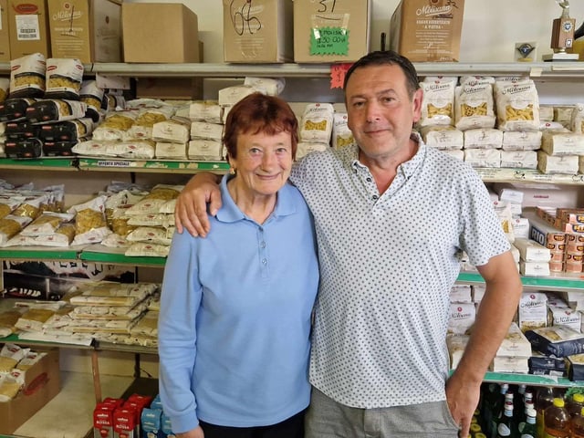 An Italian food shop, which has been the pillar of a community in Worthing, is set to close after nearly 60 years in the town.