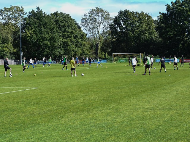 East Grinstead Town v Hassocks, Isthmian south east division
