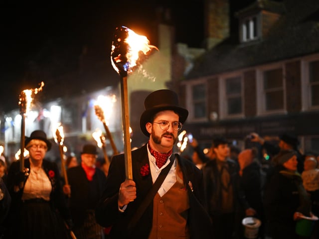 Hailsham Bonfire Procession 2026 (Photo by Jon Rigby)