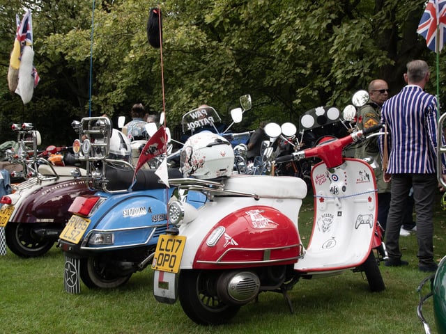 Crowds enjoyed the spectacular scooter rally which took place at Bognorphenia this weekend.