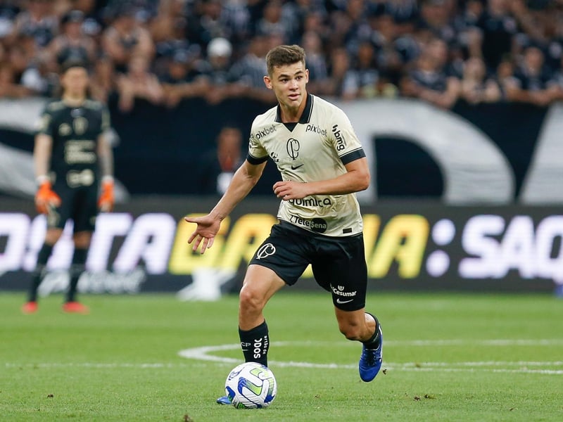 Corinthians midfielder Gabriel Moscardo may only have 25 senior appearances to his name, but that was enough to convince PSG to shell out €20m on the 18-year-old in January. Following the agreement with Paris Saint-Germain, Brazil under-23 international Moscardo was immediately loaned back to Corinthians until June 2024.