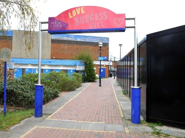 The neighbourhood with the lowest average household income was Burgess Hill Central. There, households had an estimated total annual income, before tax, of £45,100