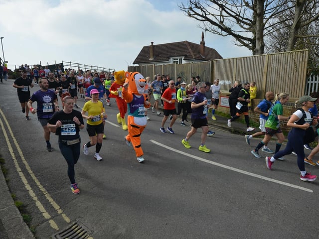 Action in the 2026 Hastings Half Marathon