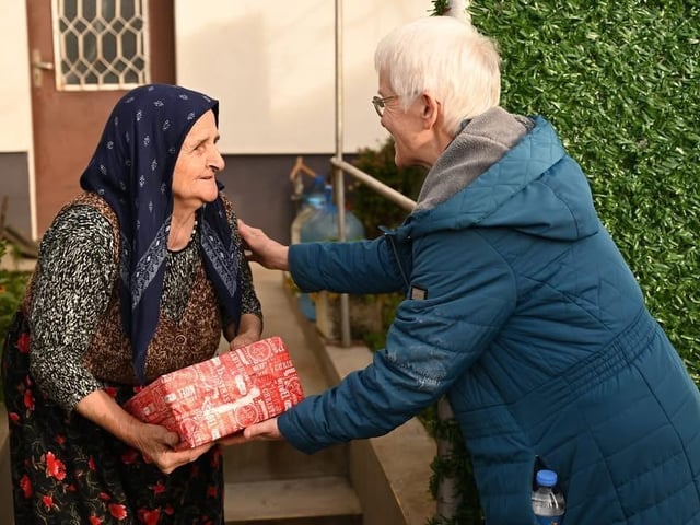 A team from West Sussex based charity Link to Hope has personally delivered Christmas presents to families and elderly people living in extreme isolation in Bulgaria