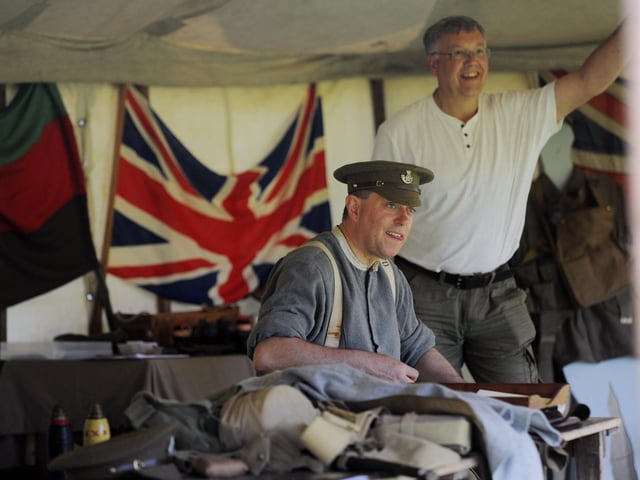 Enthusiasts re-enact World War One  life at the front