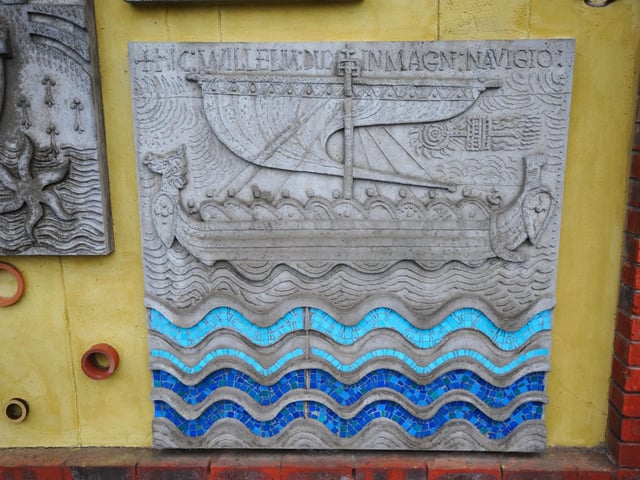 Restoration of the Sainsbury's Concrete Mural by Bexhill Heritage.