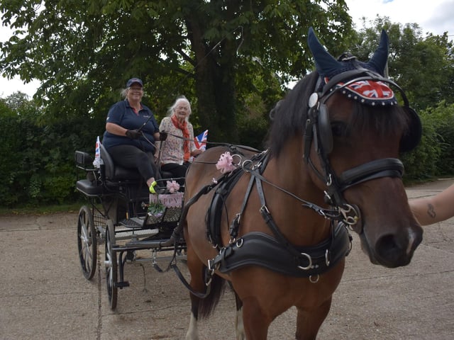 The carriage ride was a surprise for Sheila to mark her milestone 100th birthday