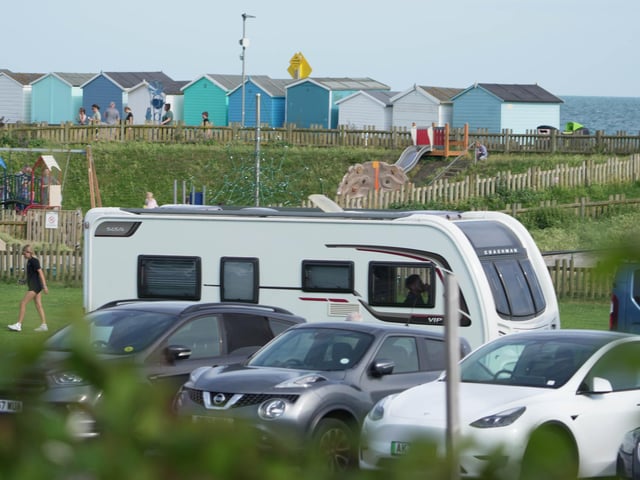 Police respond to new traveller camp in Sussex