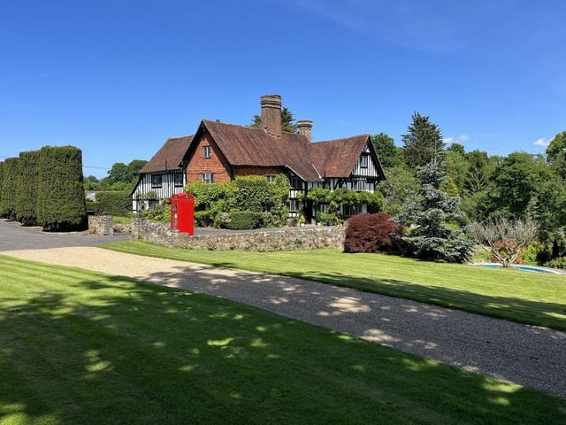 Horsted Lane, Sharpthorne, RH19