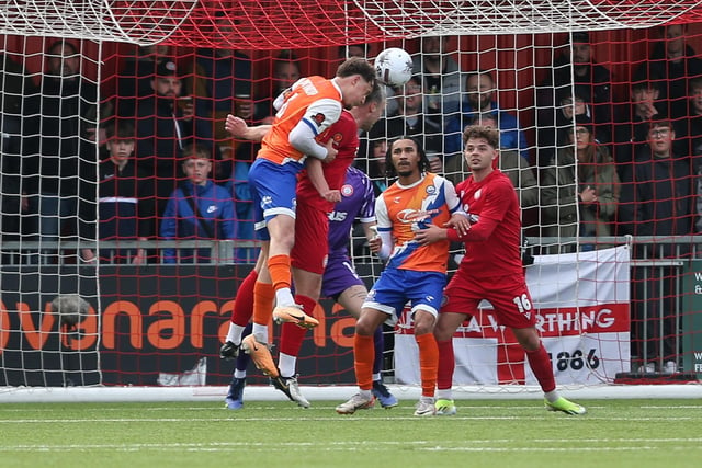 Worthing take on Braintree in the National League South play-off final at Woodside Road
