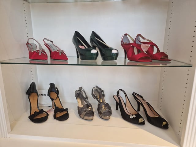 Vanity Flair Boutique in Ferring offers new and pre-loved wedding dresses and occasion wear in a wide range of sizes, and sales are commission based